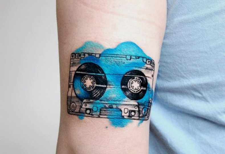 Cassette colorful, photo - Tattoo Master Barb Tattoo