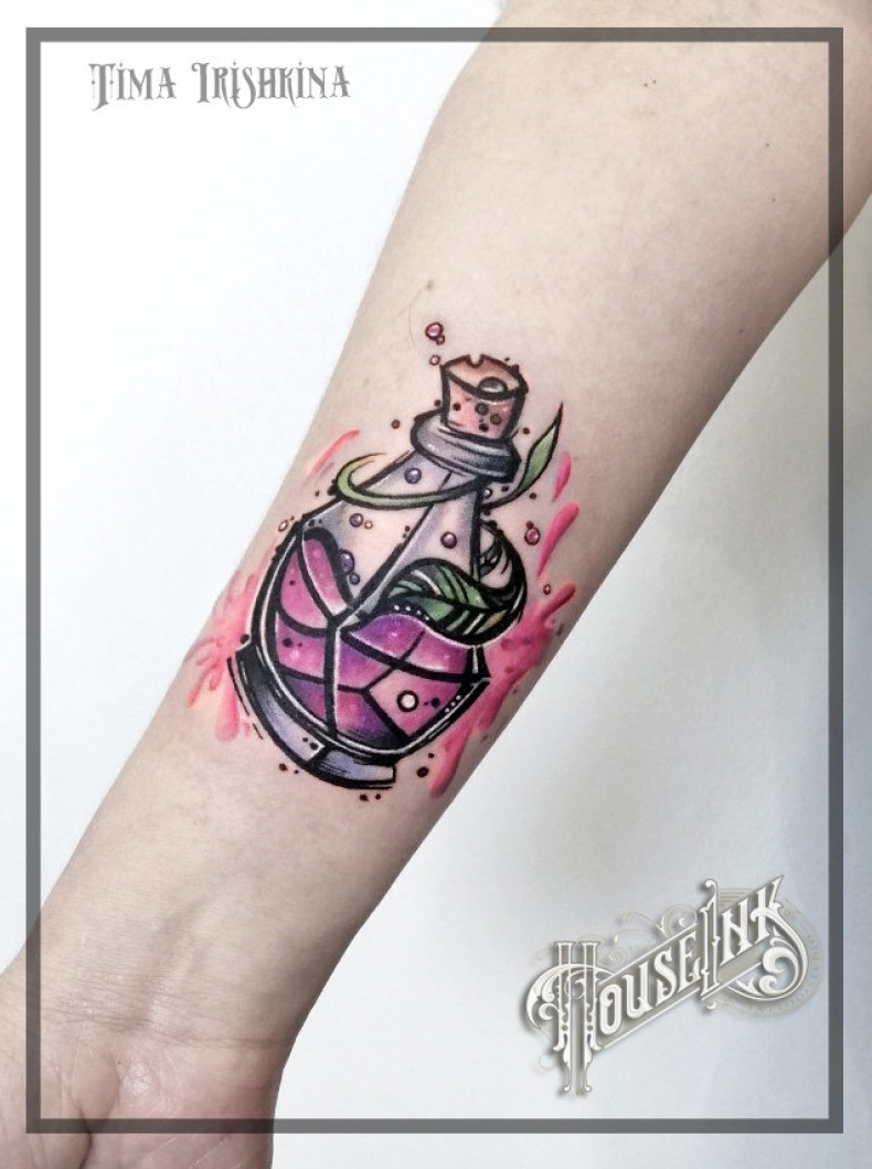 Bottle new school colorful, photo - Tattoo Master Barb Tattoo