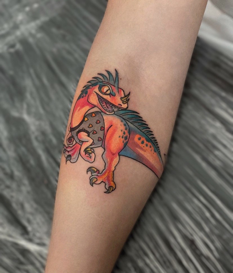 Dinozaur kolorowy, photo - Tatuażysta Barb Tattoo