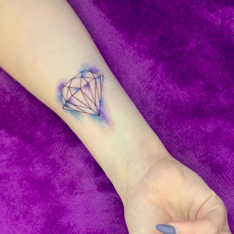 Watercolor diamond crystal, photo - Tattoo Master Barb Tattoo