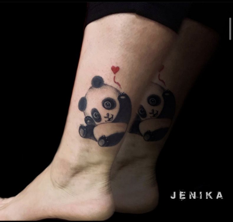 Niedźwiedź na kostce panda, photo - Tatuażysta Barb Tattoo