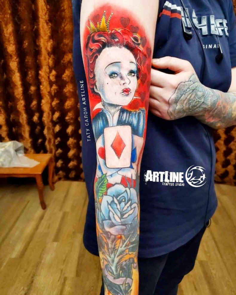 Tatuaż na rękawie Alicji w Krainie Czarów, photo - Tatuażysta Barb Tattoo