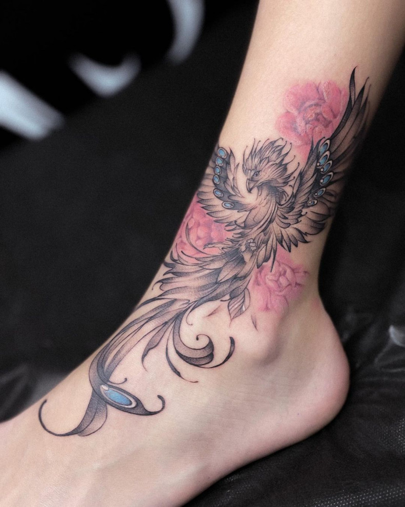 Firebird foot bird, photo - Tattoo Master Barb Tattoo