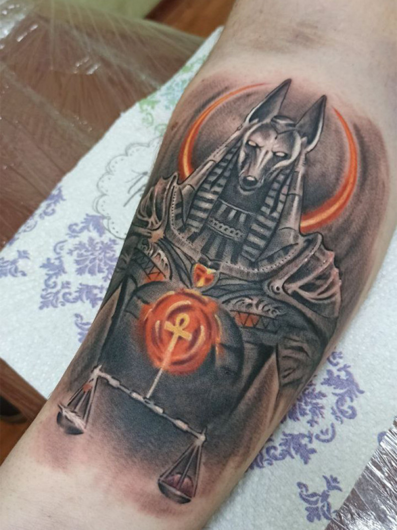 Anubis Egipcjanin ankh, photo - Tatuażysta Barb Tattoo