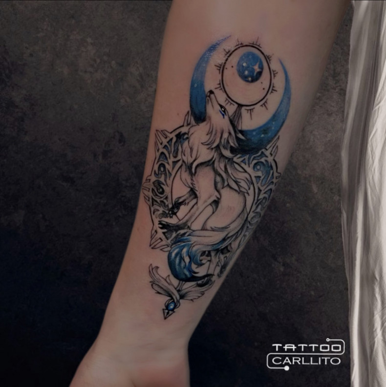 Kitsune moon month, photo - Tattoo Master Barb Tattoo