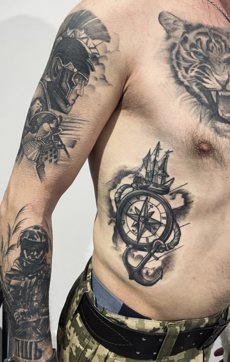 Warrior gladiator ship, photo - Tattoo Master Barb Tattoo