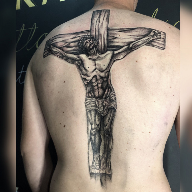 Jesus cross back, photo - Tattoo Master Barb Tattoo