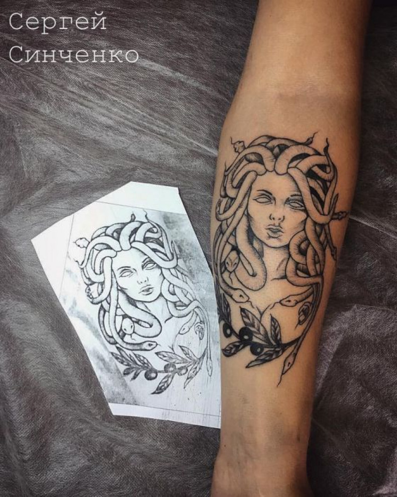 Medusa woman face, photo - Tattoo Master Barb Tattoo