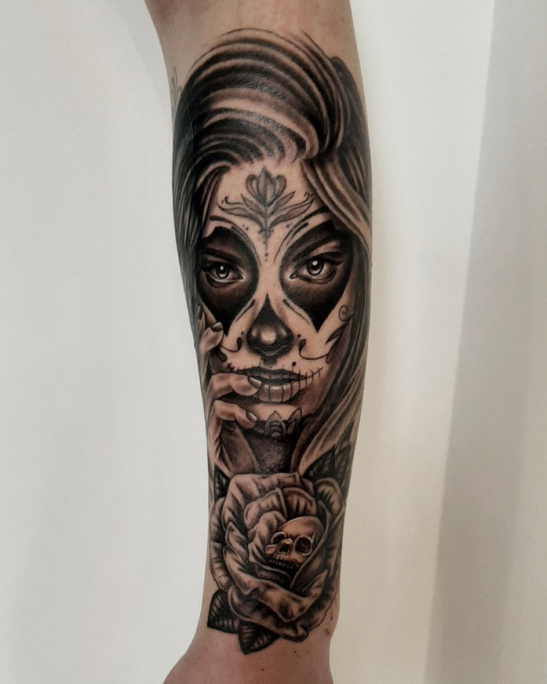 Dziewczyna chikano, photo - Tatuażysta Barb Tattoo