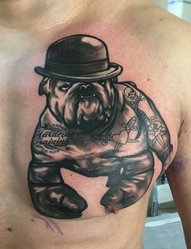 Buldog klatka piersiowa pies, photo - Tatuażysta Barb Tattoo