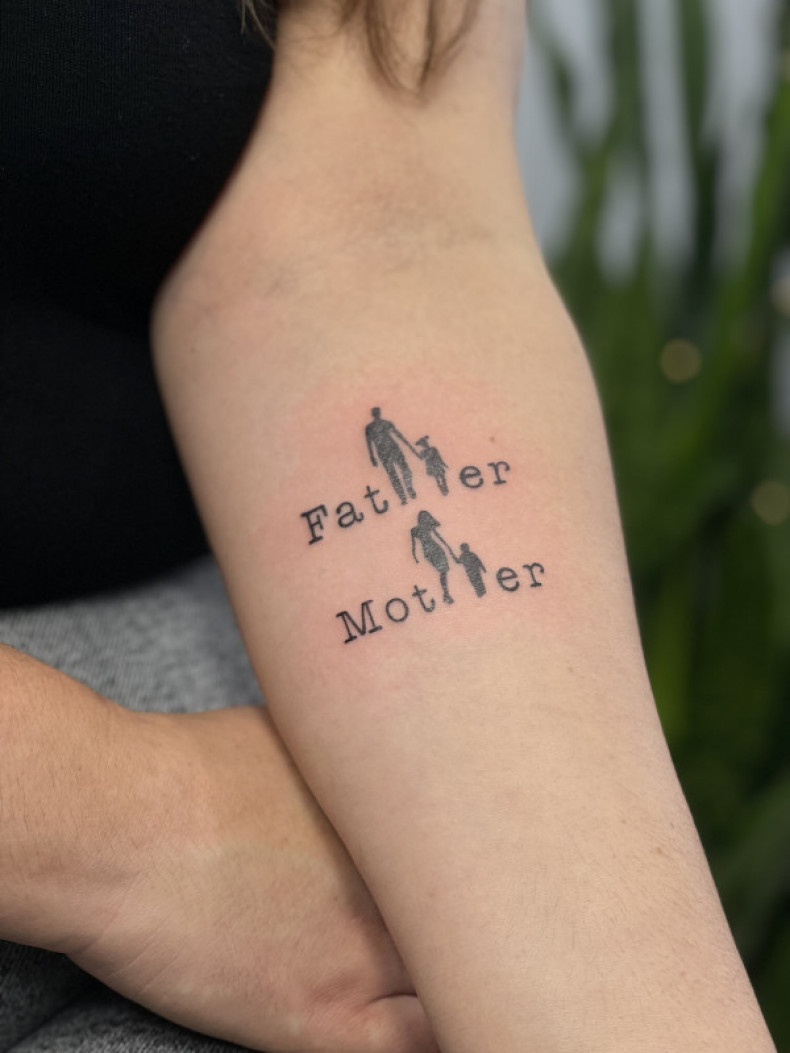 Tatuaż Charków, napis na tatuażu, tatuaż na ramieniu, photo - Tatuażysta Barb Tattoo