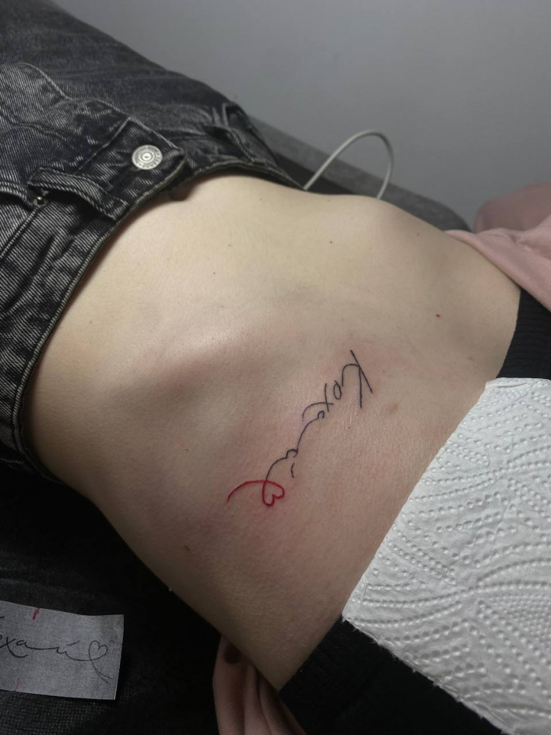 Słowa, photo - Tatuażysta Barb Tattoo