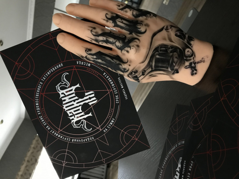 Gothic hand, photo - Tattoo Master Barb Tattoo