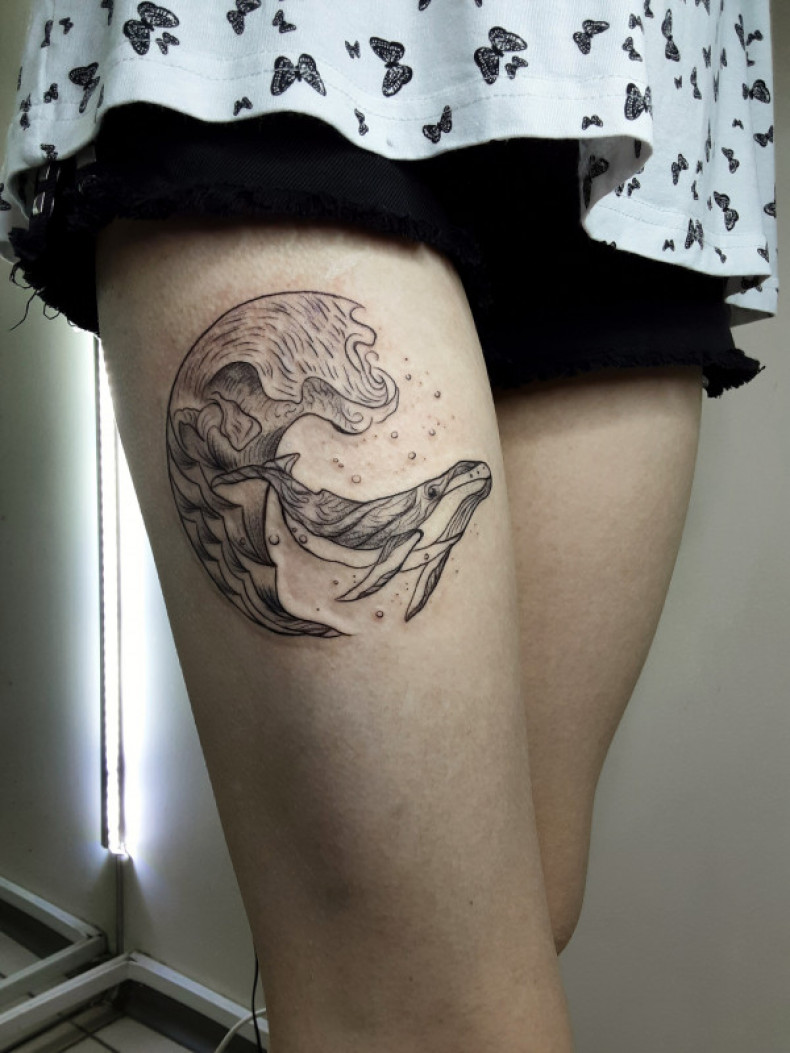 Wave whale linework, photo - Tattoo Master Barb Tattoo