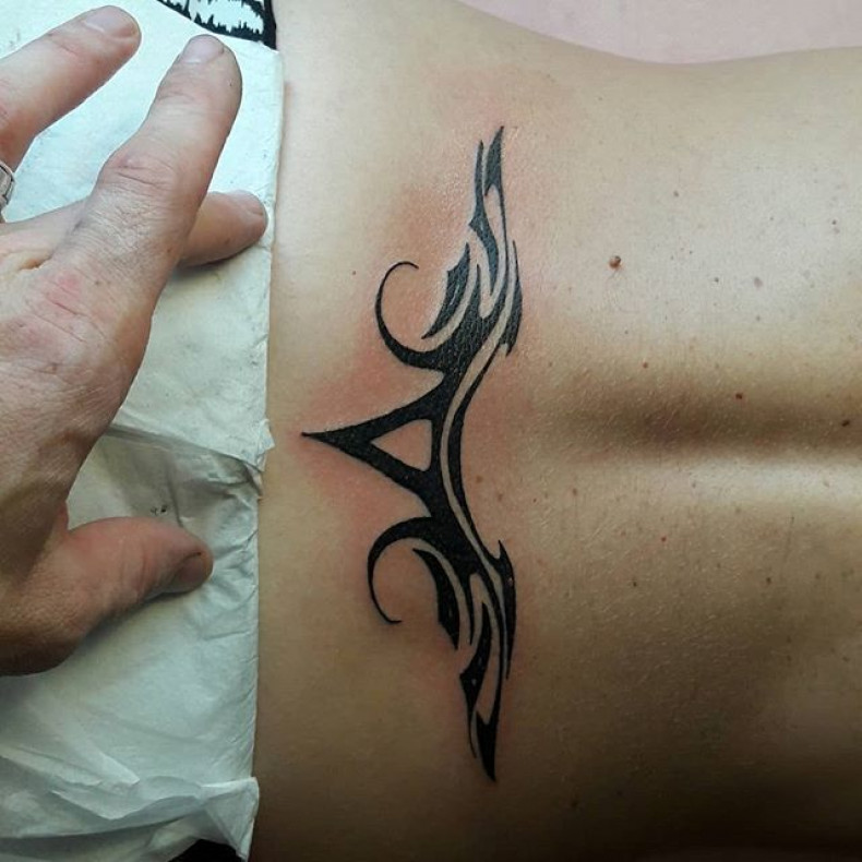 Tribal, photo - Tatuażysta Barb Tattoo