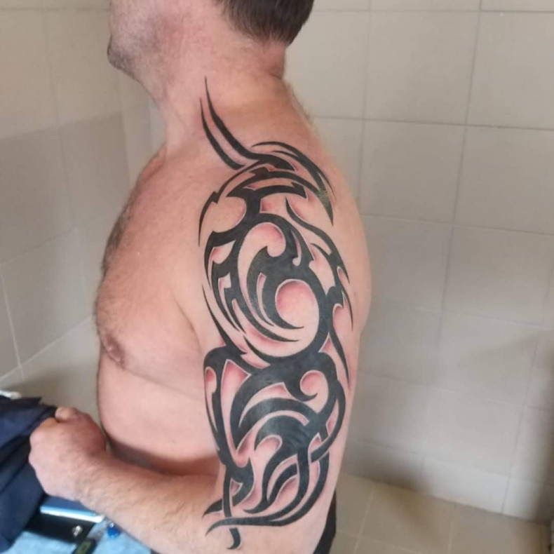 Tribal, photo - Tatuażysta Barb Tattoo