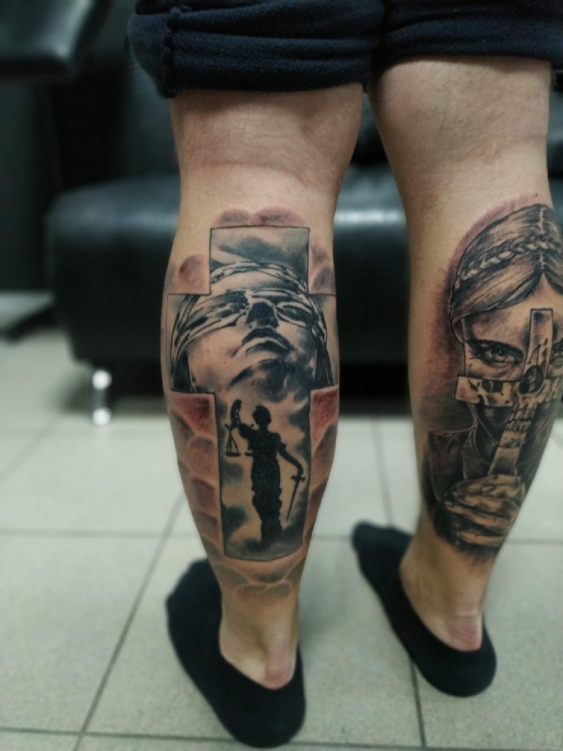 Крест на икре, photo - Тату мастер Barb Tattoo