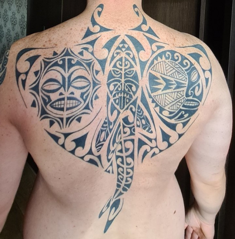 Maori polynesian stingray, photo - Tattoo Master Barb Tattoo