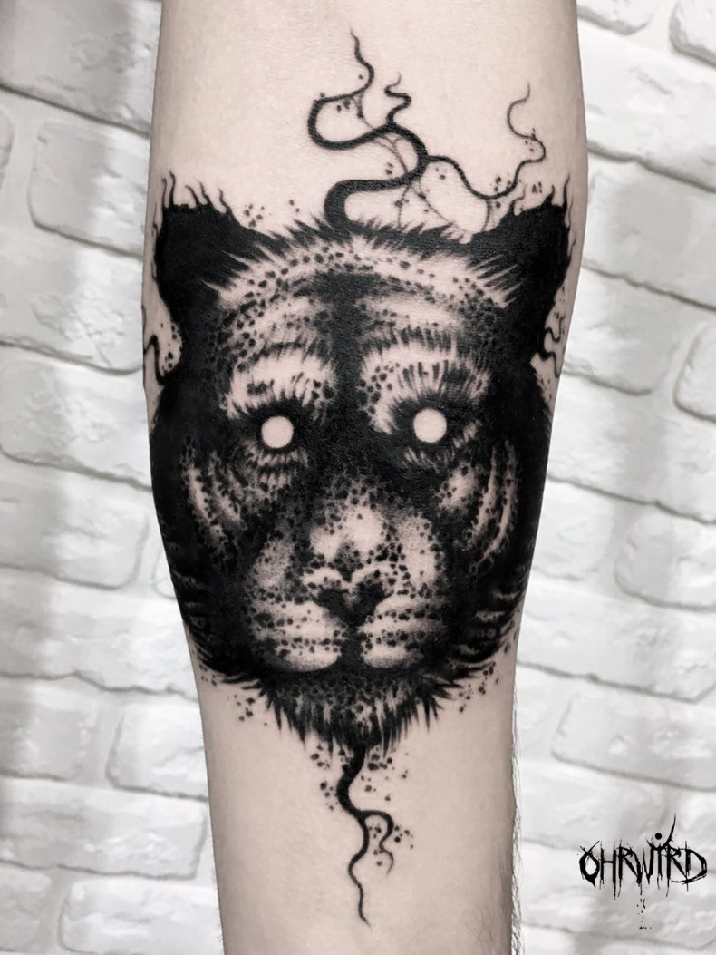 Blackwork gotyk Dotwork, photo - Tatuażysta Barb Tattoo