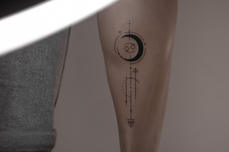 Geometrisch Symbol sternzeichen, photo - Tattoo-Meister Barb Tattoo