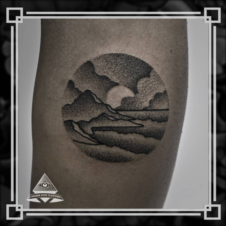 Dotwork circle landscape, photo - Tattoo Master Barb Tattoo