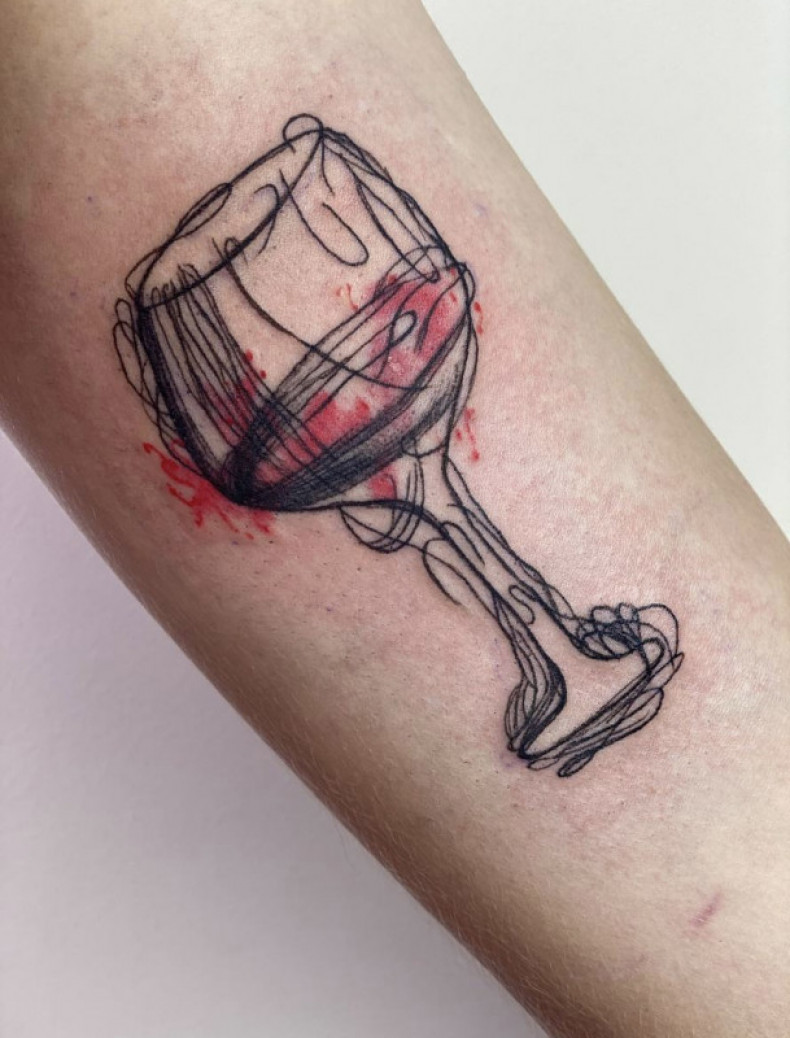 Wine glass linework, photo - Tattoo Master Barb Tattoo