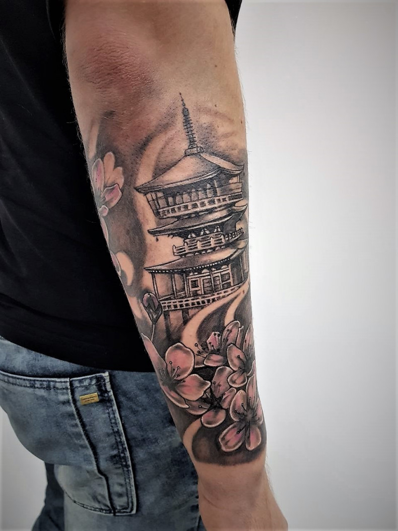 Сакура японские, photo - Тату мастер Barb Tattoo