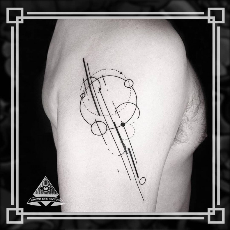 Geometryczny koło, photo - Tatuażysta Barb Tattoo