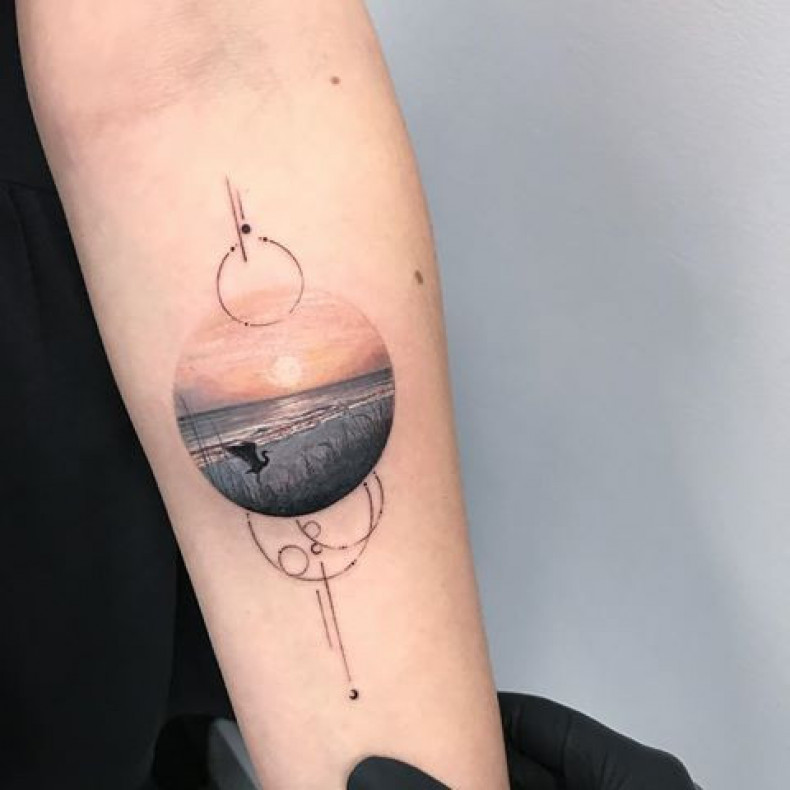 Geometryczny koło krajobraz, photo - Tatuażysta Barb Tattoo