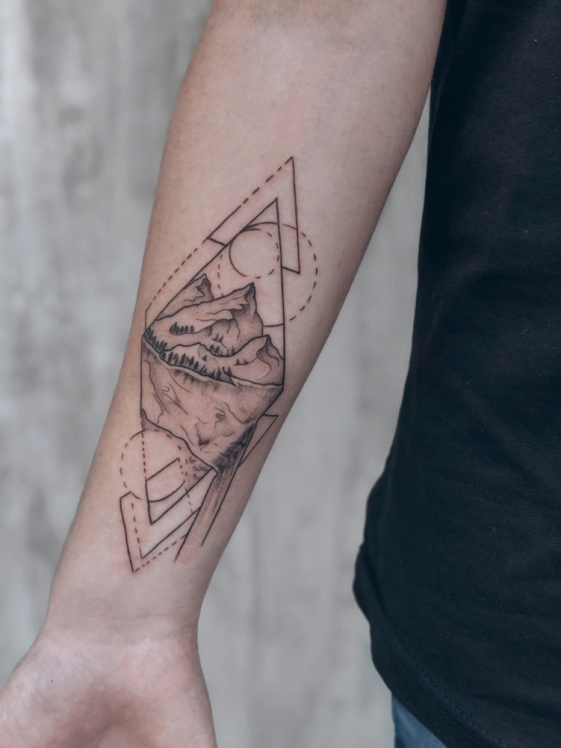 Geometrisch berge Landschaft, photo - Tattoo-Meister Barb Tattoo