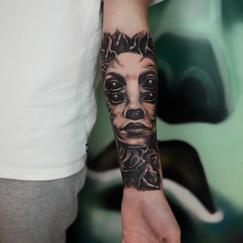 Ведьма хоррор, photo - Тату мастер Barb Tattoo