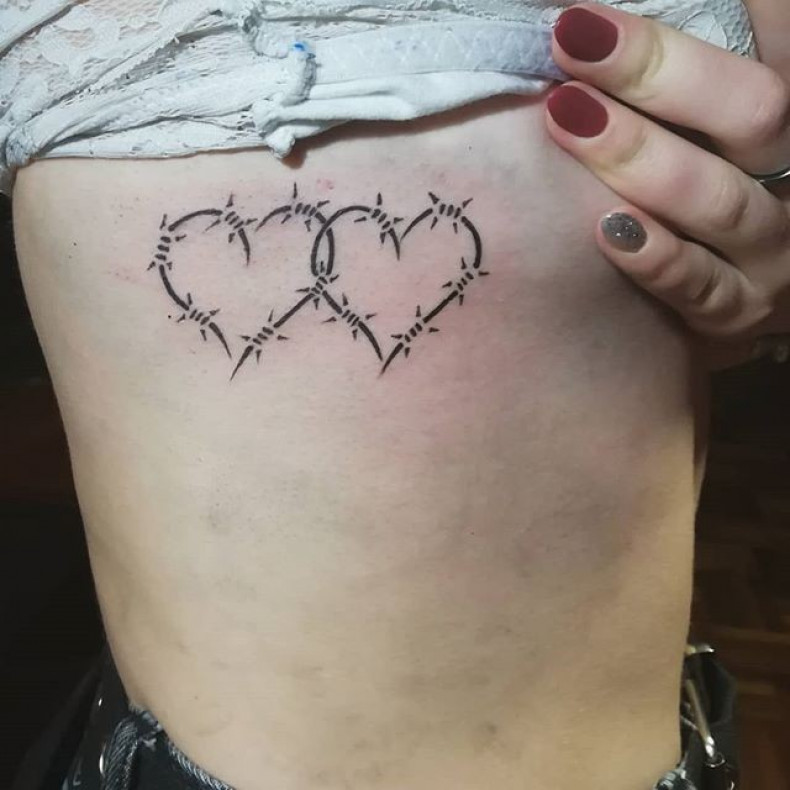 Drut kolczasty serce, photo - Tatuażysta Barb Tattoo