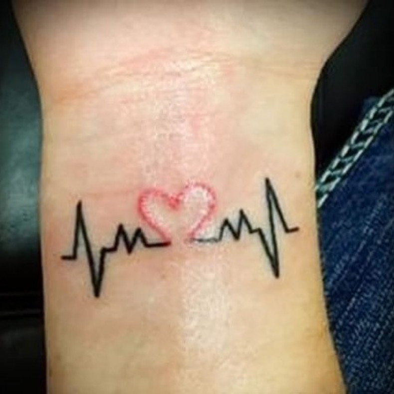 Heartbeat pulse heart, photo - Tattoo Master Barb Tattoo