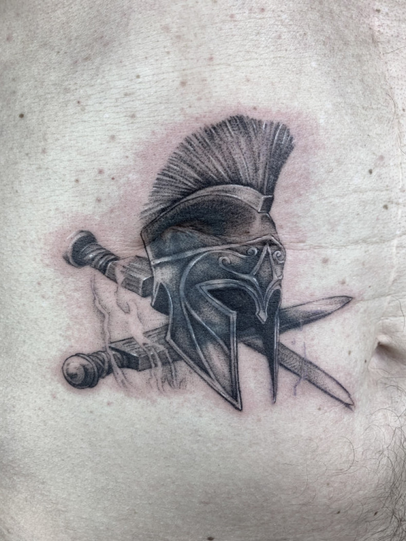 Gladiator na brzuchu, photo - Tatuażysta Barb Tattoo