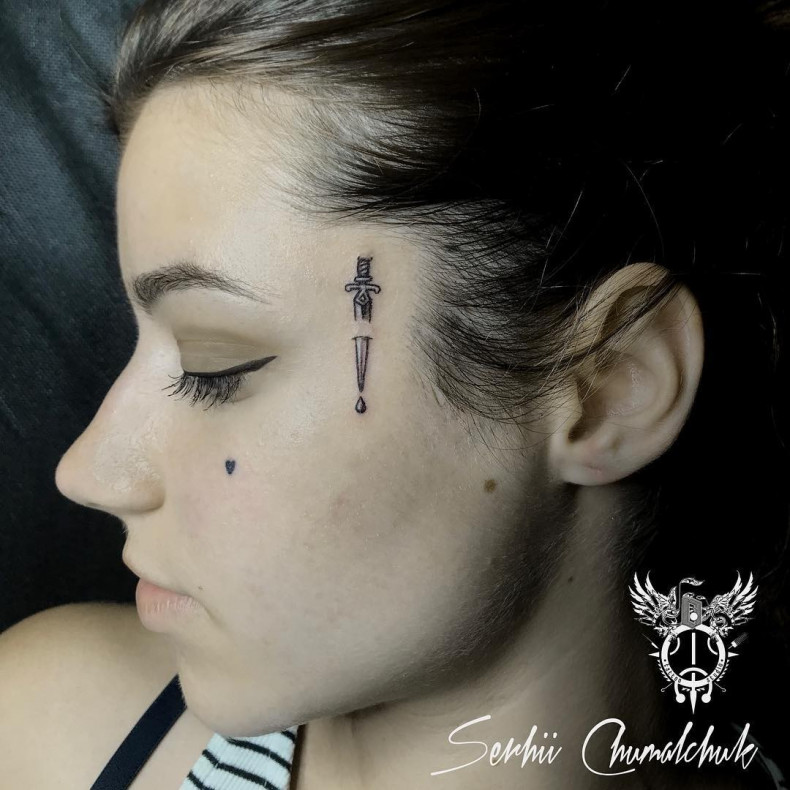 Face knife, photo - Tattoo Master Barb Tattoo