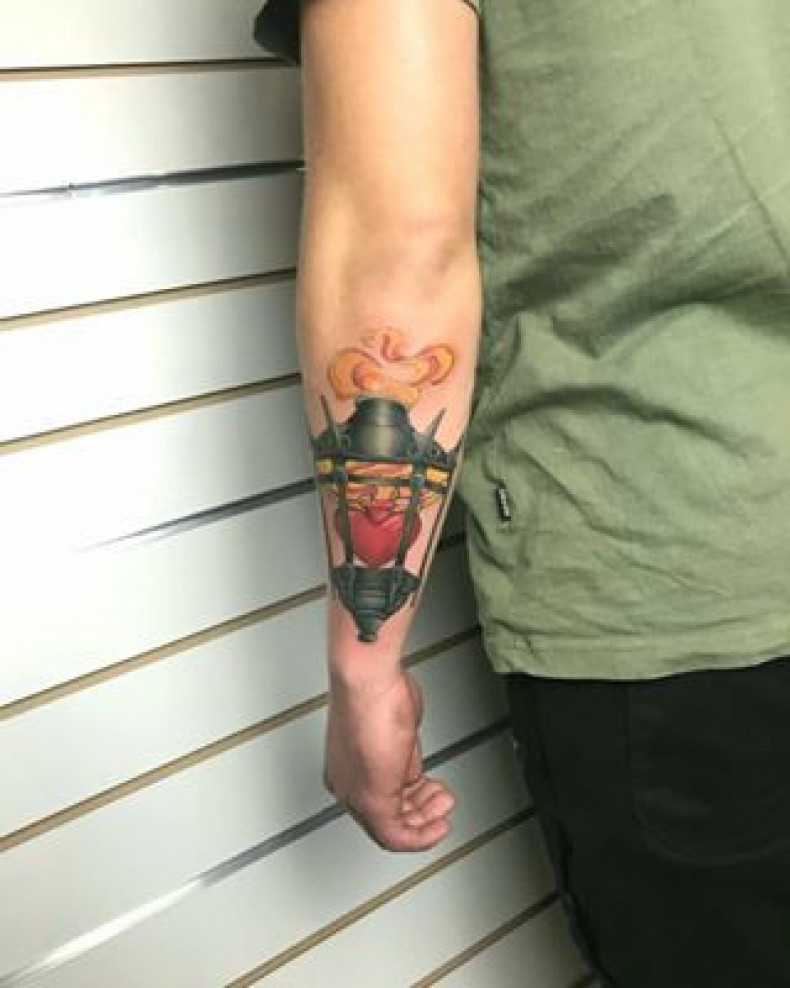 Lantern, photo - Tattoo Master Barb Tattoo