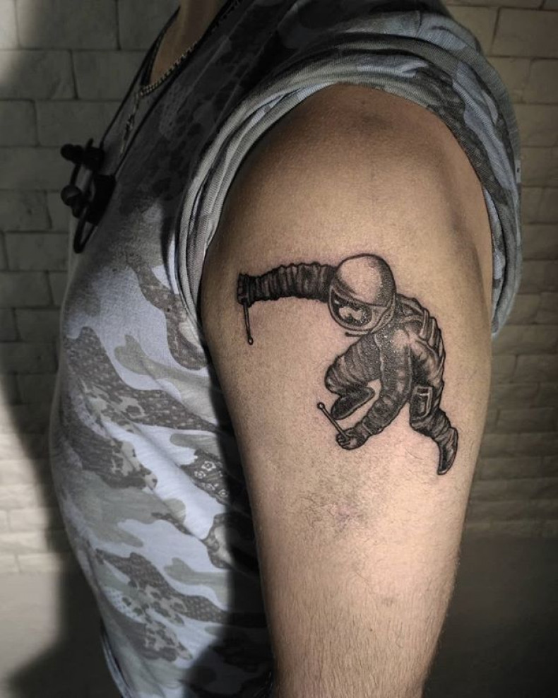 Astronaut, photo - Tatuażysta Barb Tattoo