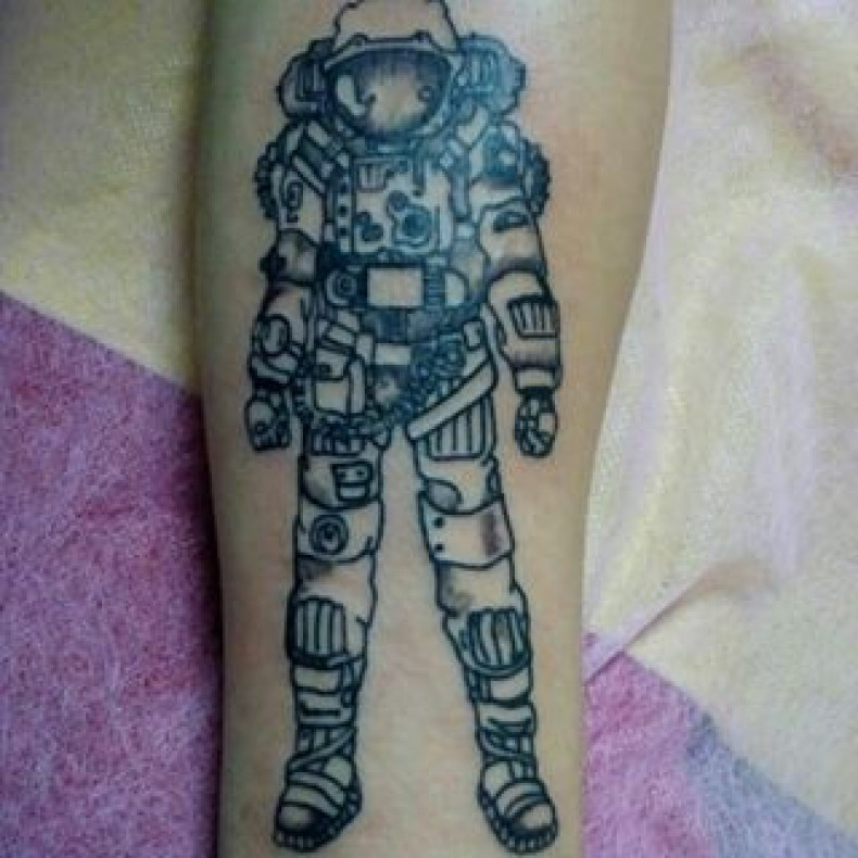 Astronauta astronaut, photo - Tatuażysta Barb Tattoo