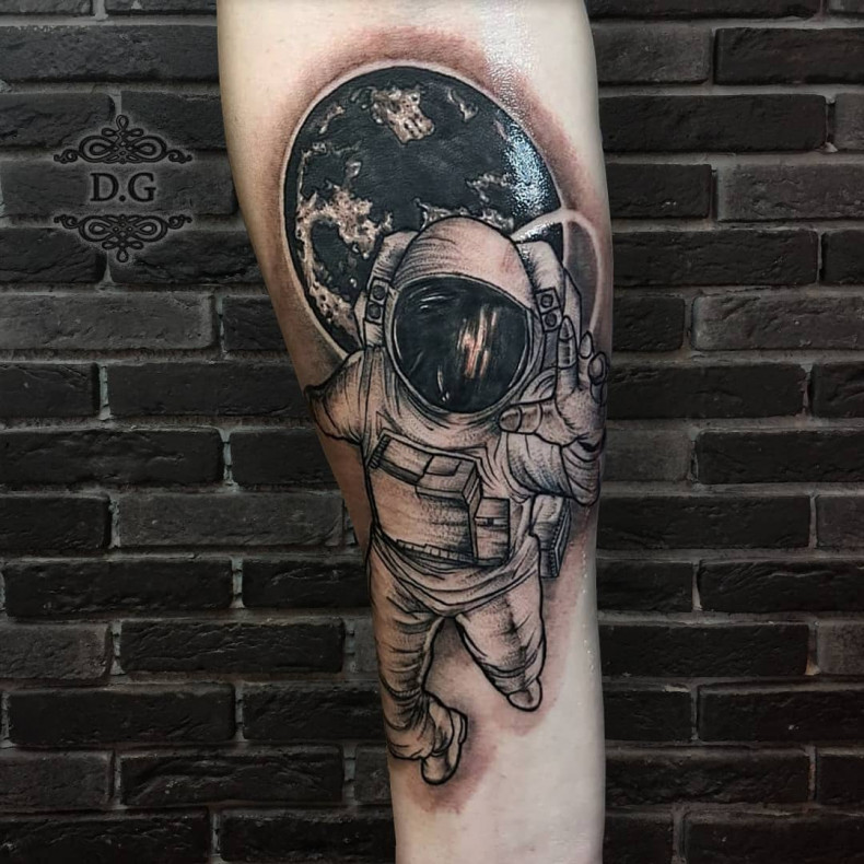 Astronauta astronaut, photo - Tatuażysta Barb Tattoo