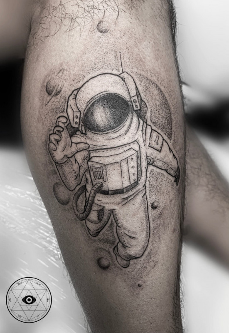 Astronauta astronaut, photo - Tatuażysta Barb Tattoo