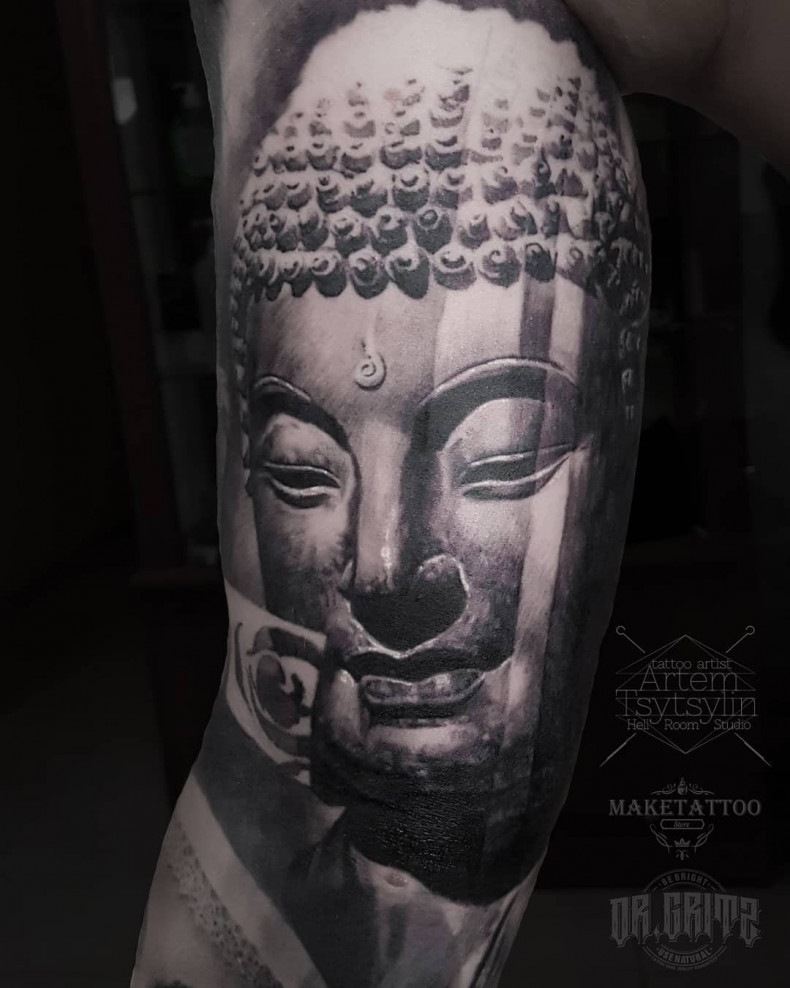 Black and grey Buddha, photo - Tattoo Master Barb Tattoo