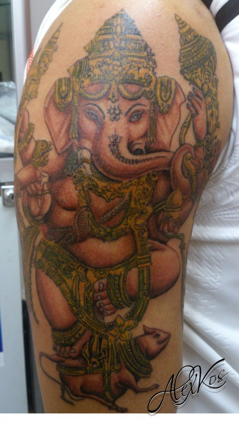 Ganesha-Symbol, photo - Tattoo-Meister Barb Tattoo