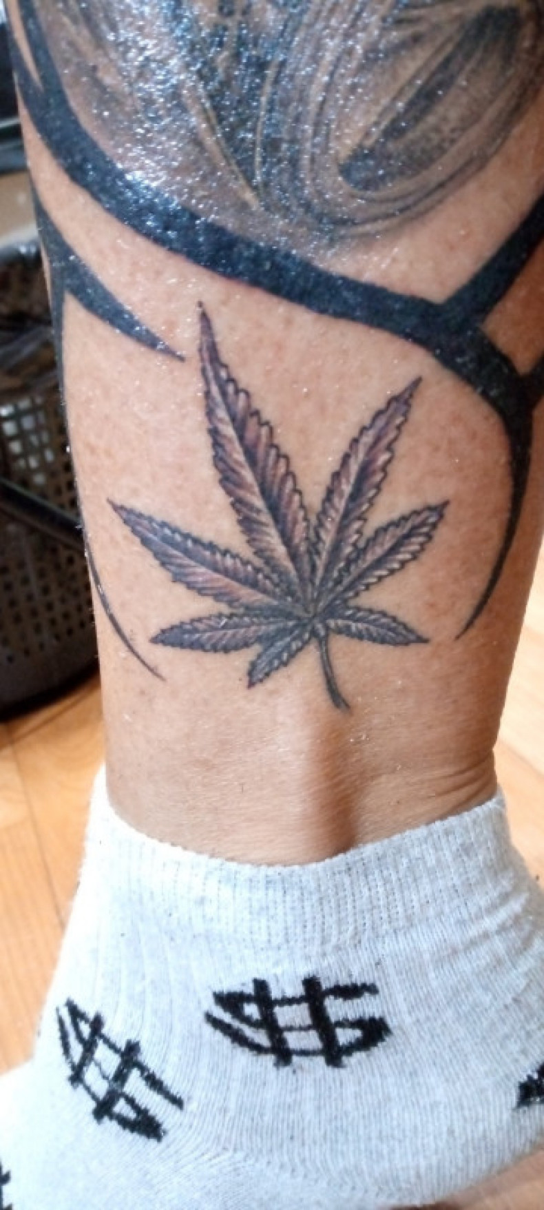 Marihuana, photo - Tattoo-Meister Barb Tattoo