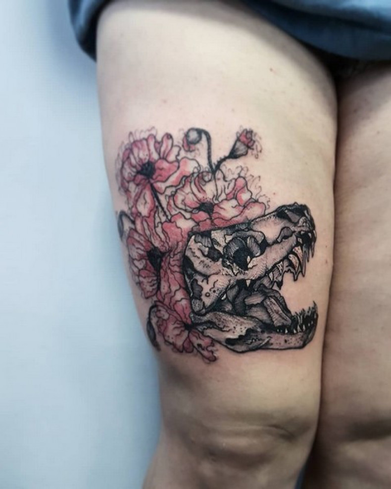 Dinozaur, photo - Tatuażysta Barb Tattoo