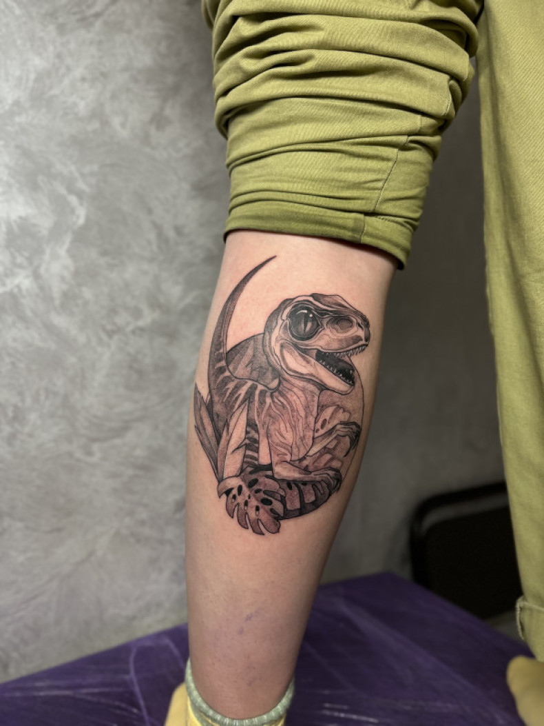 Dinozaur, photo - Tatuażysta Barb Tattoo