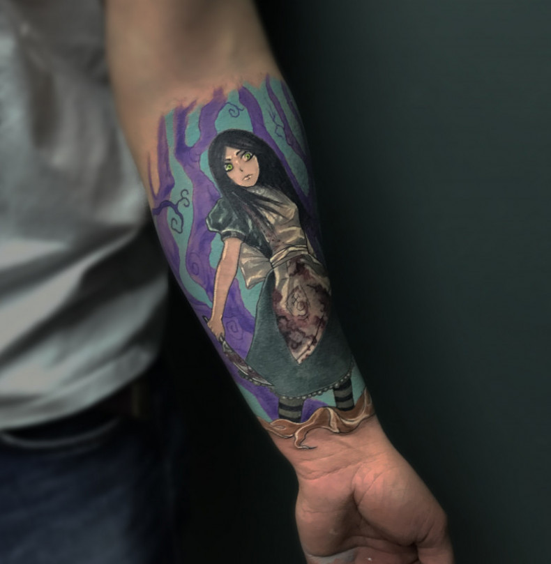 Alisa ist nervös. Unterarmtattoo von Dima Yavtushen, photo - Tattoo-Meister Barb Tattoo