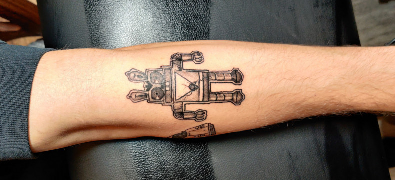 Cartoon Roboter, photo - Tattoo-Meister Barb Tattoo