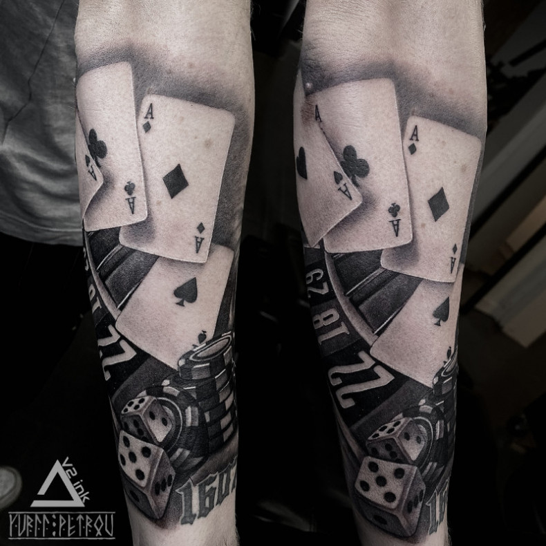 Cards dice, photo - Tattoo Master Barb Tattoo