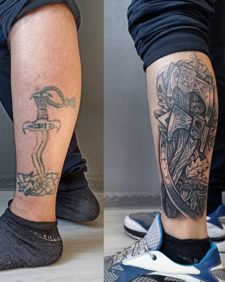 Erholung axt, photo - Tattoo-Meister Barb Tattoo