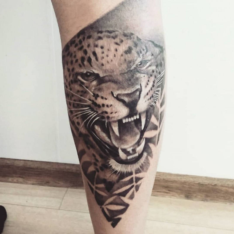 Ягуар, photo - Тату мастер Barb Tattoo